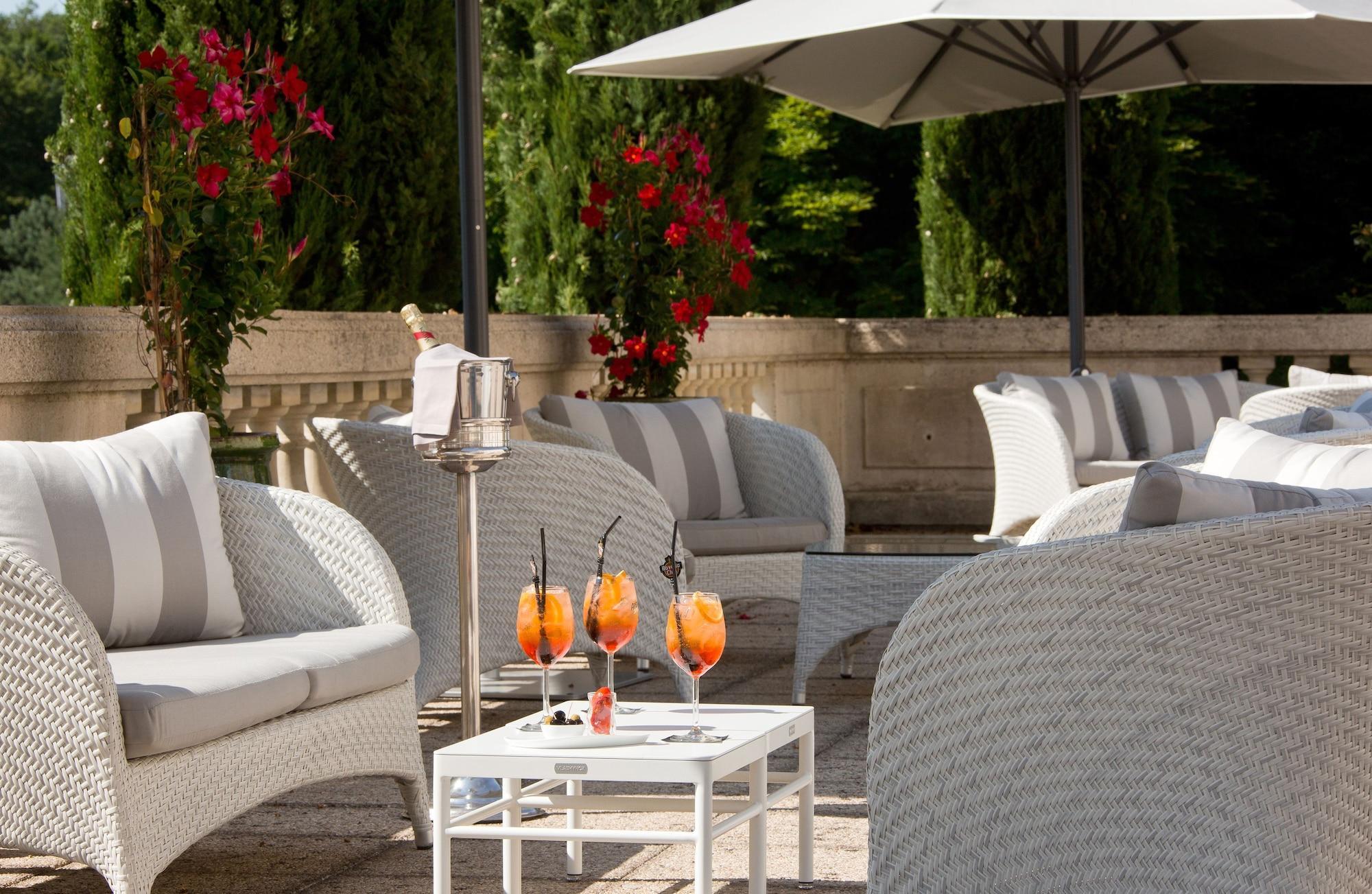 Domaine Et Golf De Vaugouard - La Maison Younan Fontenay-sur-Loing エクステリア 写真